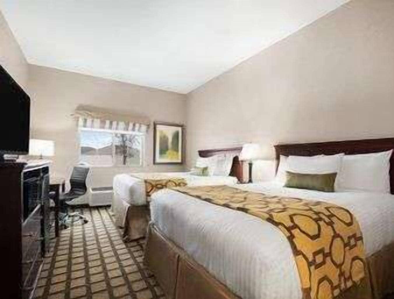 Baymont Inn & Suites By Wyndham Odessa Buitenkant foto